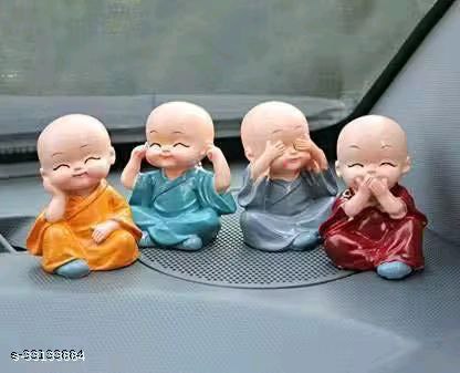 Attractive Idols & Figurines